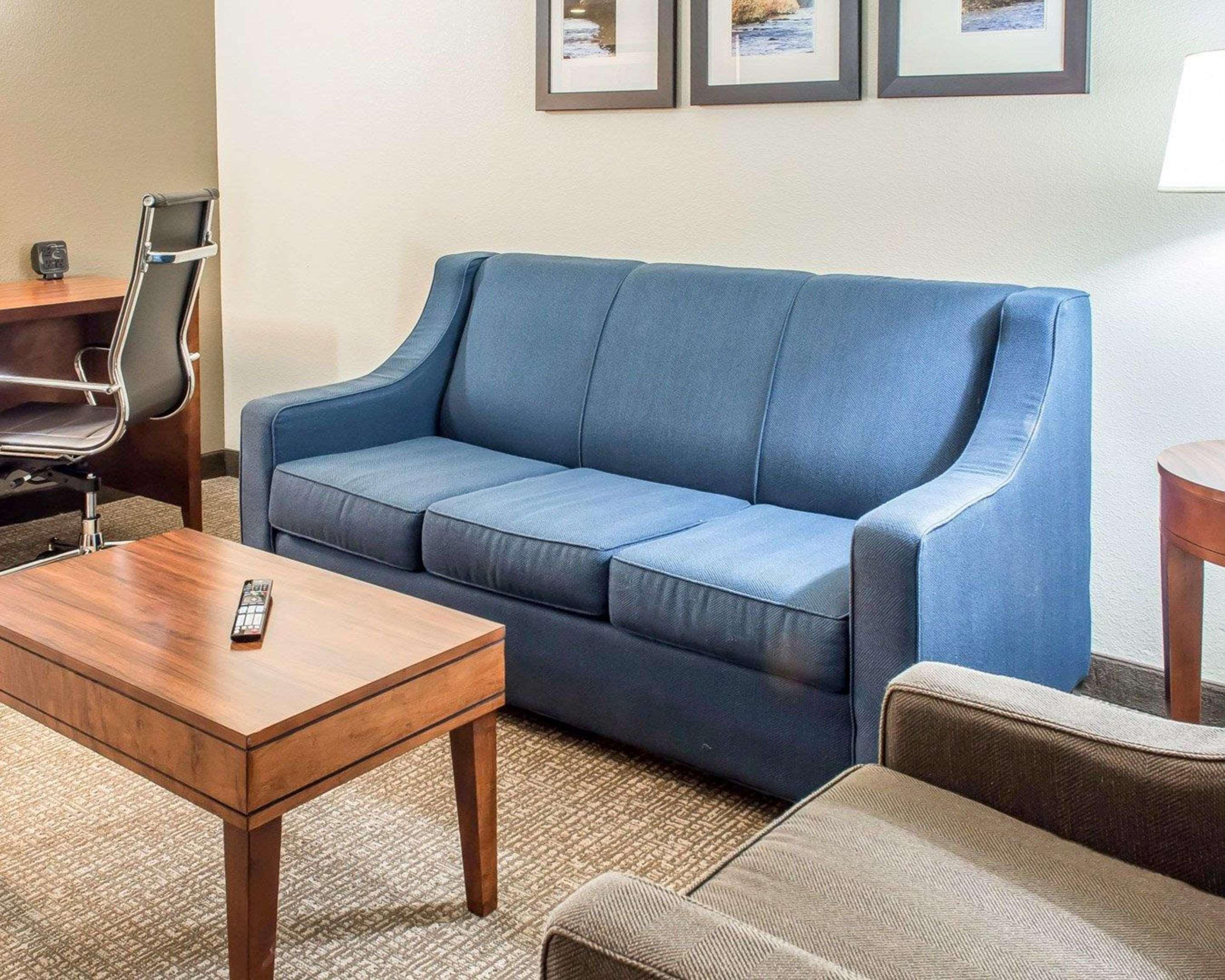 Comfort Suites Near Potomac Mills Woodbridge Extérieur photo