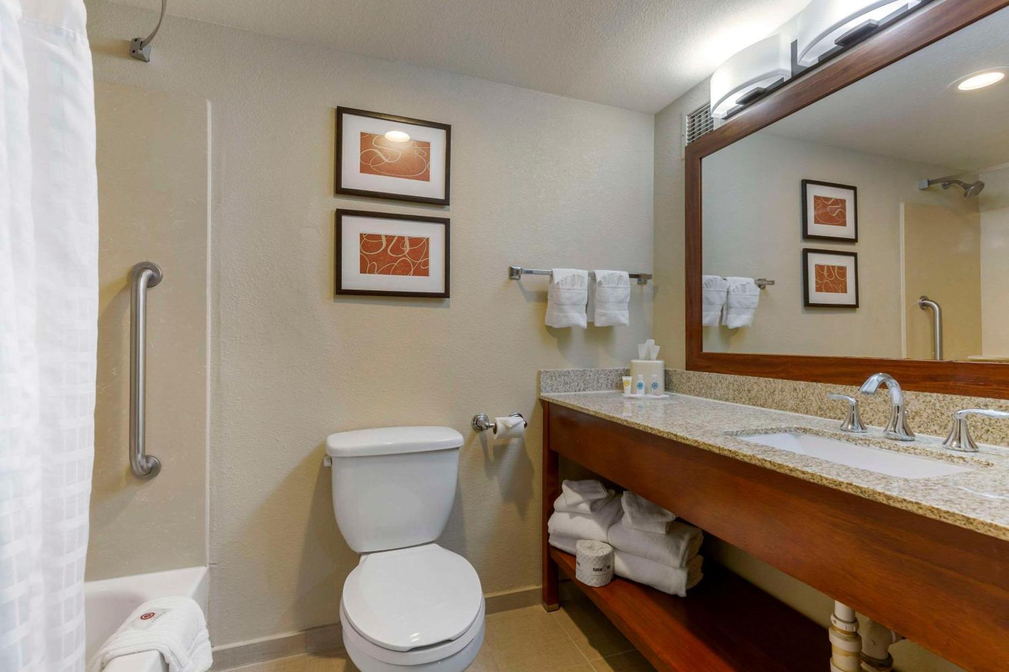 Comfort Suites Near Potomac Mills Woodbridge Extérieur photo