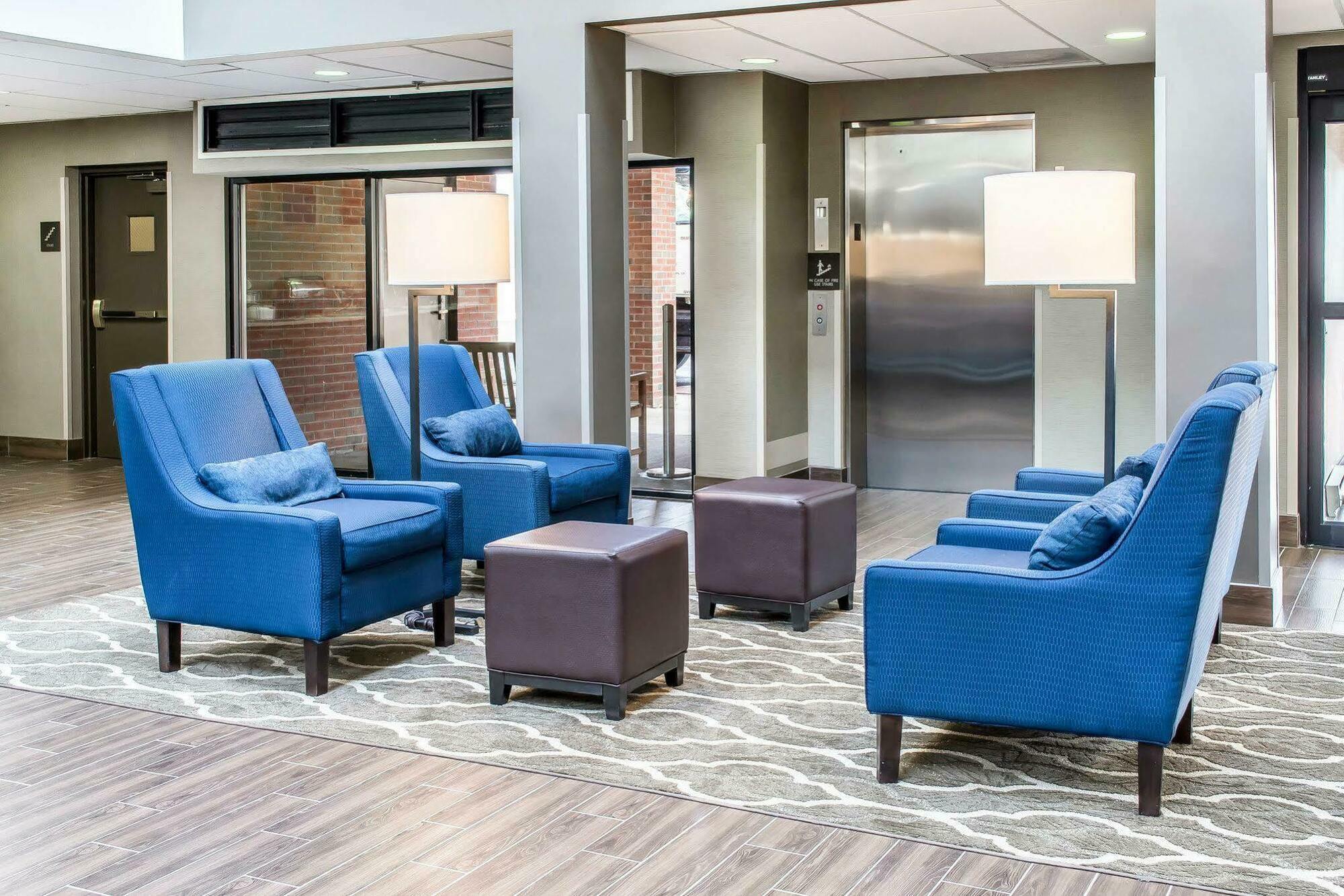Comfort Suites Near Potomac Mills Woodbridge Extérieur photo