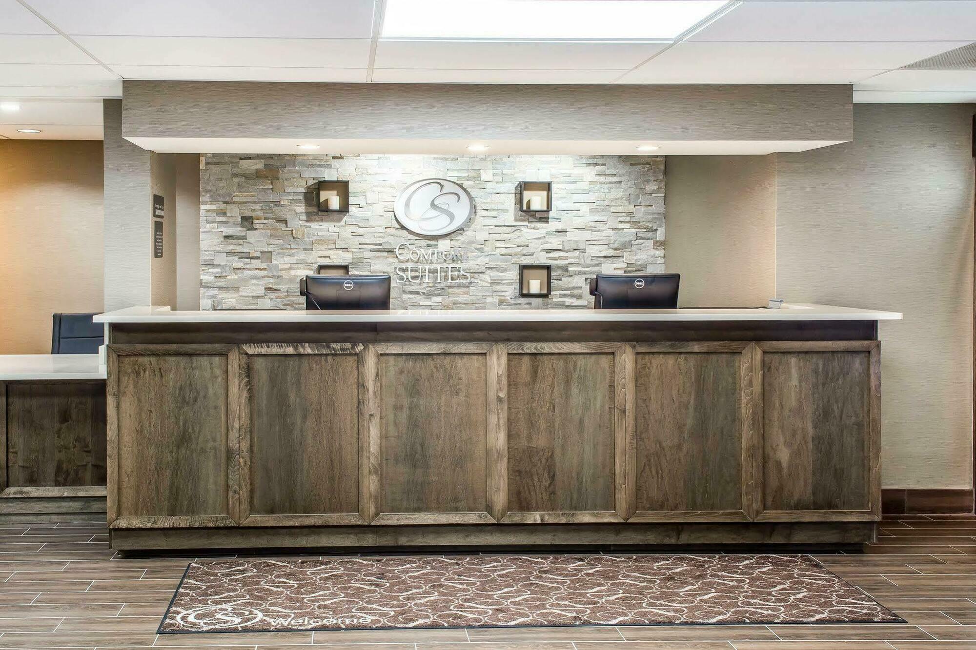 Comfort Suites Near Potomac Mills Woodbridge Extérieur photo